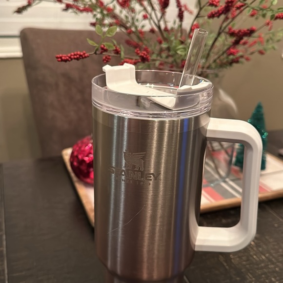 Stanley Adventure Quencher 40oz Stainless Steel Tumbler - Picture 3 of 6